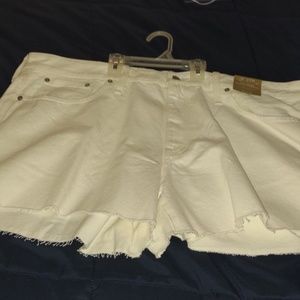 Madewell white relaxed fit denim shorts size 20W